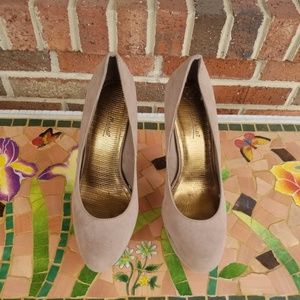 Tan Platform Pumps